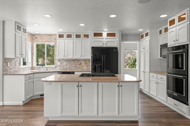 3628 Lakeview Road, Carson City, NV 89703