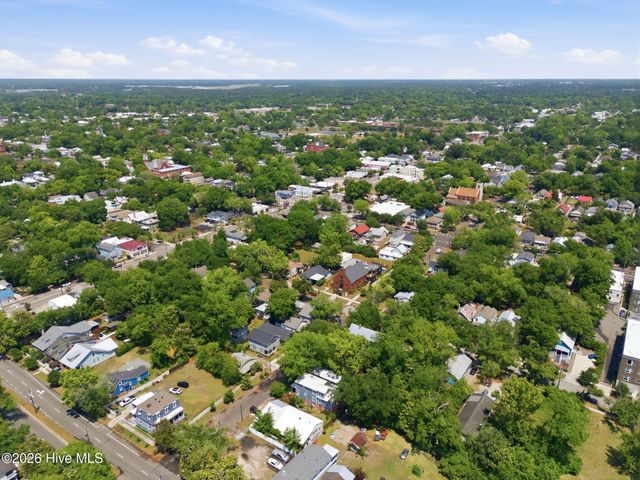 708 S 4th Street, Wilmington, NC 28401
