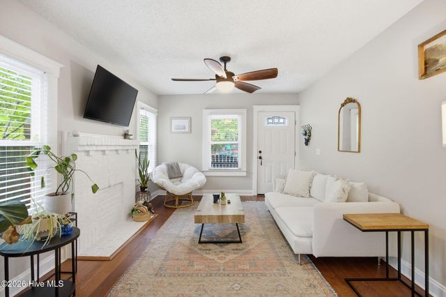 708 S 4th Street, Wilmington, NC 28401