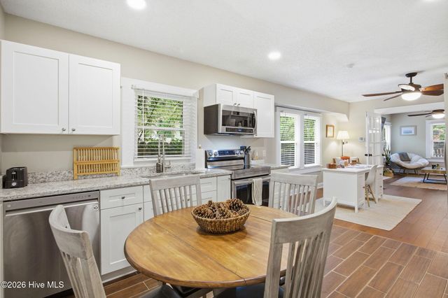 708 S 4th Street, Wilmington, NC 28401
