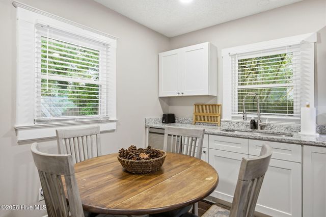 708 S 4th Street, Wilmington, NC 28401