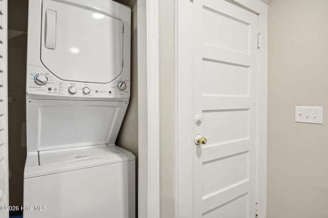 708 S 4th Street, Wilmington, NC 28401