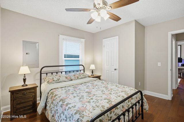 708 S 4th Street, Wilmington, NC 28401
