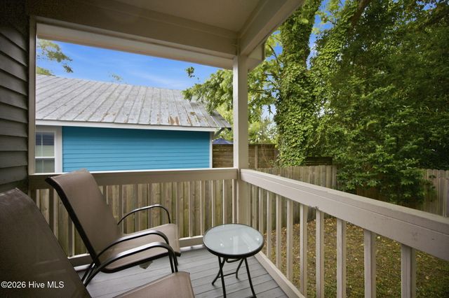 708 S 4th Street, Wilmington, NC 28401