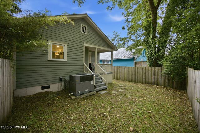 708 S 4th Street, Wilmington, NC 28401