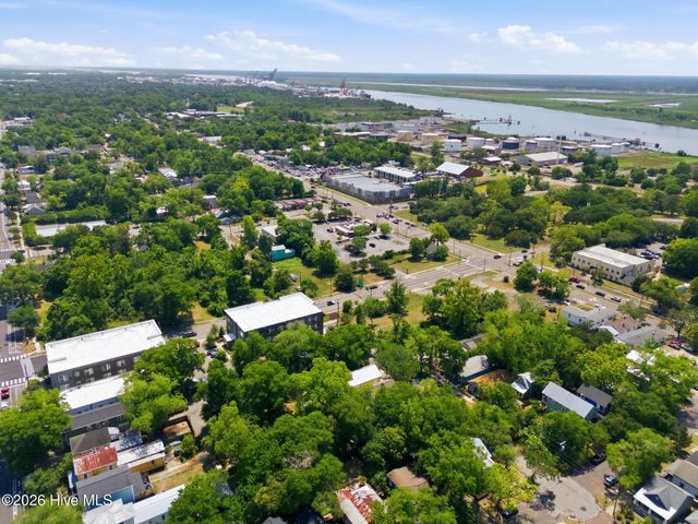 708 S 4th Street, Wilmington, NC 28401