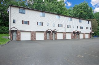 140 Thompson Street APT 16A, East Haven, CT 06513