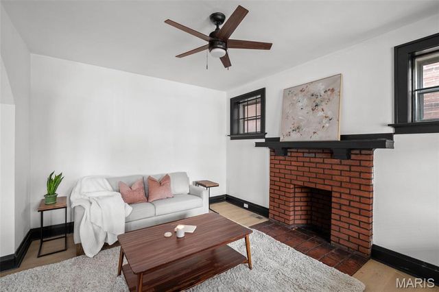 4408 Louisiana Avenue, St Louis, MO 63111