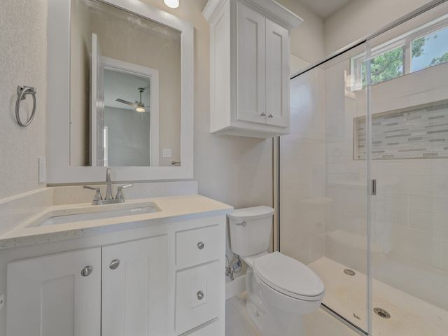 1000 henry way Road, Springtown, TX 76082