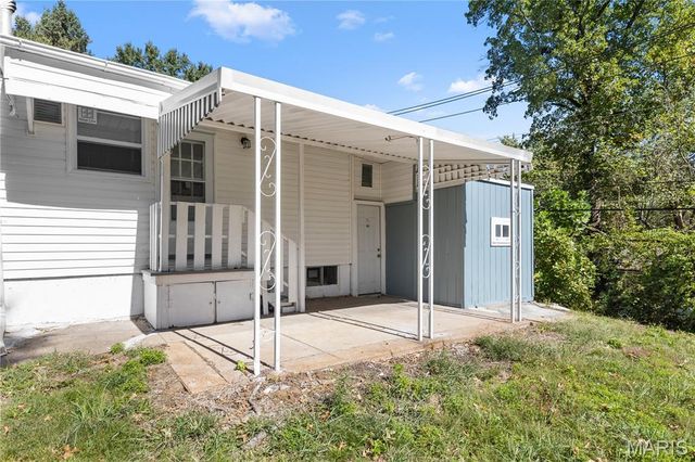 1546 Kappel Drive, St Louis, MO 63136