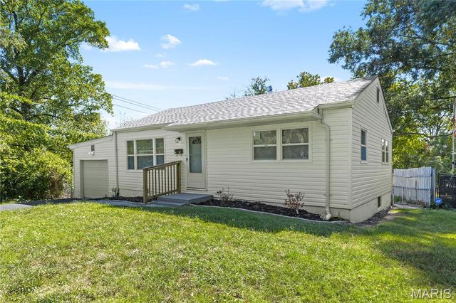 1546 Kappel Drive, St Louis, MO 63136