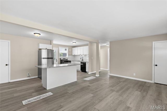 1546 Kappel Drive, St Louis, MO 63136