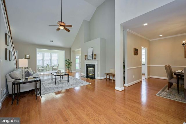 6907 BROADLEAF TER, Gainesville, VA 20155