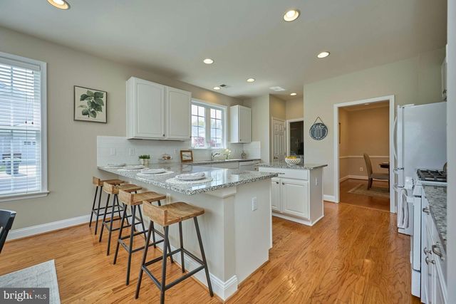 6907 BROADLEAF TER, Gainesville, VA 20155