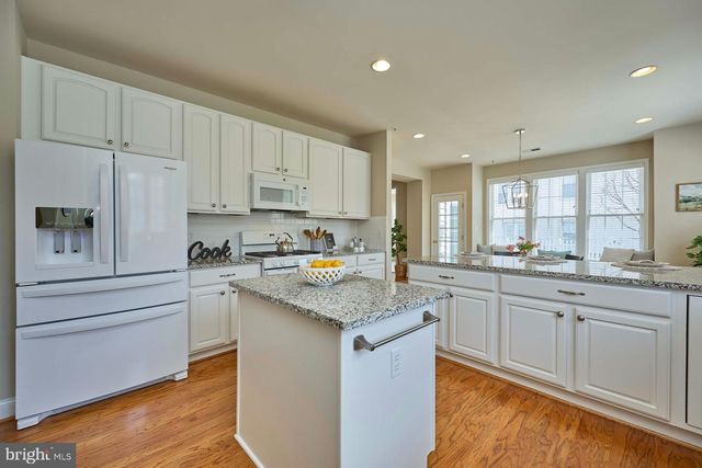 6907 BROADLEAF TER, Gainesville, VA 20155
