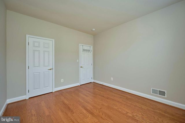 6907 BROADLEAF TER, Gainesville, VA 20155