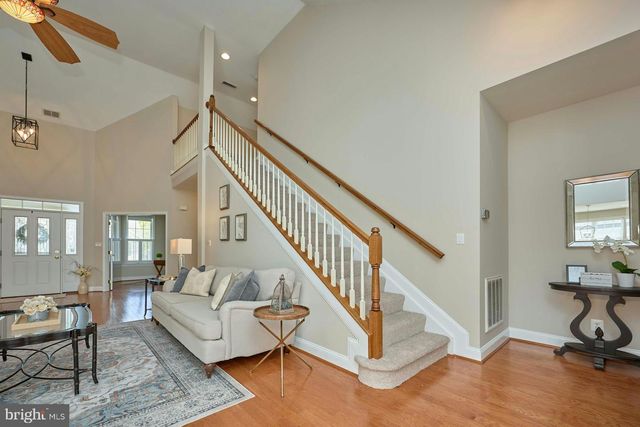 6907 BROADLEAF TER, Gainesville, VA 20155