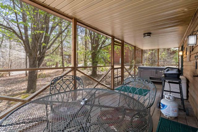 519 Enchanted Forest Way, Burnside, KY 42519