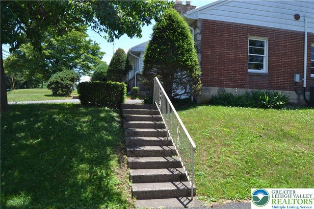 1294 Trexlertown Road, Macungie Boro, PA 18062