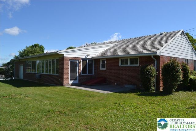 1294 Trexlertown Road, Macungie Boro, PA 18062
