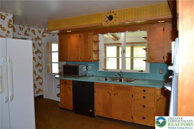 1294 Trexlertown Road, Macungie Boro, PA 18062