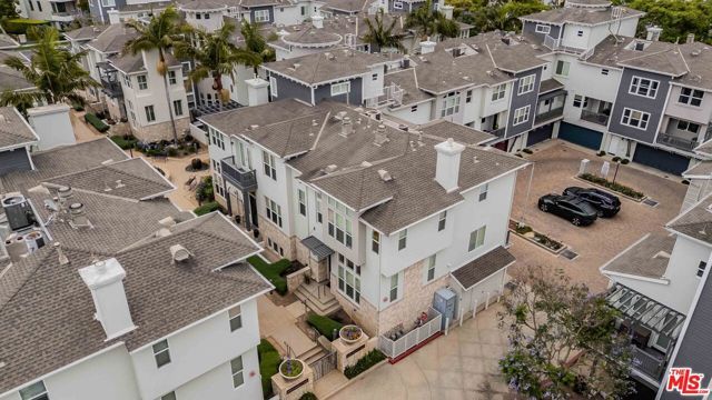 6020 Celedon 13, Los Angeles, CA 90094