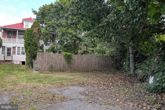 198 PINE ST, Millersburg, PA 17061