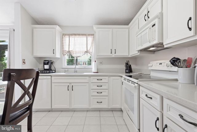 129 INDEPENDENCE DR, Morrisville, PA 19067