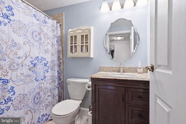 129 INDEPENDENCE DR, Morrisville, PA 19067