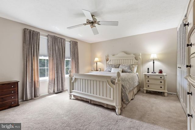 129 INDEPENDENCE DR, Morrisville, PA 19067