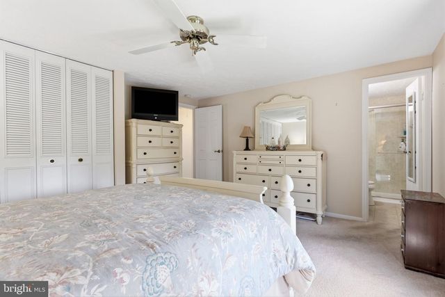 129 INDEPENDENCE DR, Morrisville, PA 19067