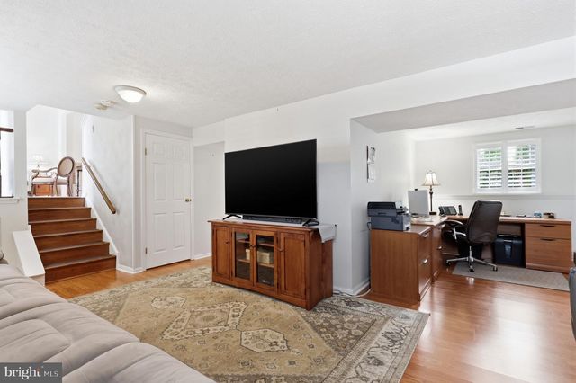 129 INDEPENDENCE DR, Morrisville, PA 19067