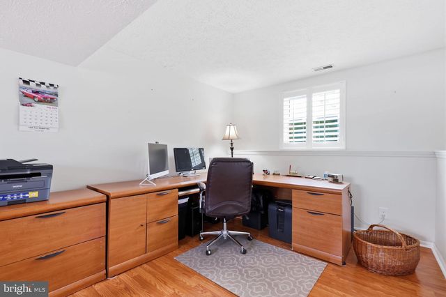 129 INDEPENDENCE DR, Morrisville, PA 19067