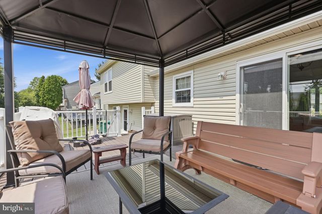 129 INDEPENDENCE DR, Morrisville, PA 19067