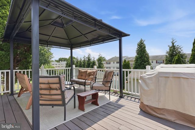 129 INDEPENDENCE DR, Morrisville, PA 19067