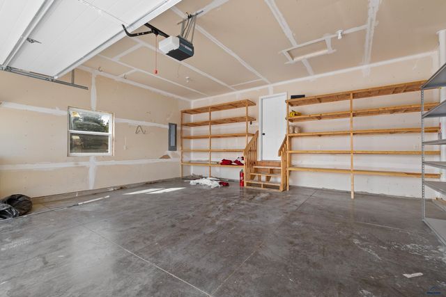 10005 CASTLEWOOD CT, Black Hawk, SD 57718