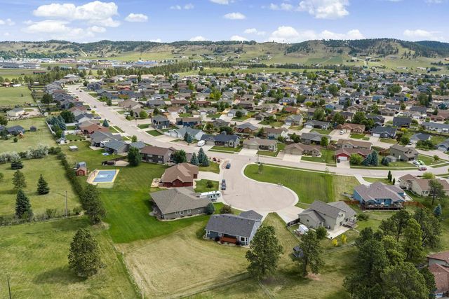 10005 CASTLEWOOD CT, Black Hawk, SD 57718