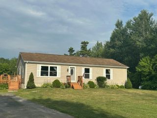840 Durand Road, Plattsburgh, NY 12901