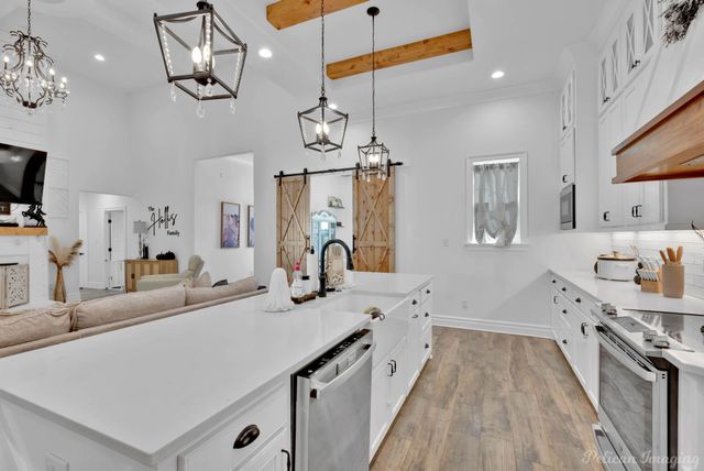 313 Rosedown Lane, Stonewall, LA 71078