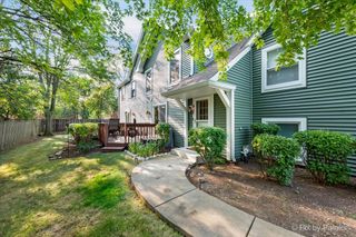 2783 Wayfaring Lane 14B, Lisle, IL 60532