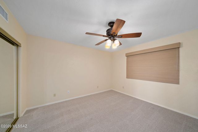 8750 N Glenhurst Place, Oro Valley, AZ 85704