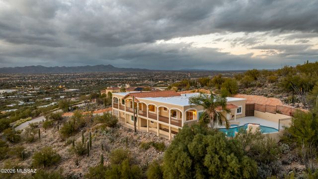 8750 N Glenhurst Place, Oro Valley, AZ 85704