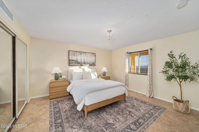 8750 N Glenhurst Place, Oro Valley, AZ 85704