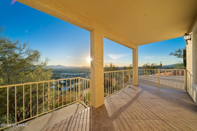 8750 N Glenhurst Place, Oro Valley, AZ 85704