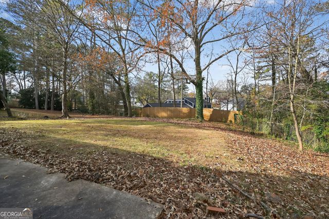 2897 Leisure Woods Lane, Decatur, GA 30034