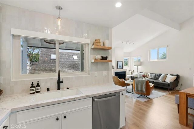 617 Acacia Avenue, Corona Del Mar, CA 92625