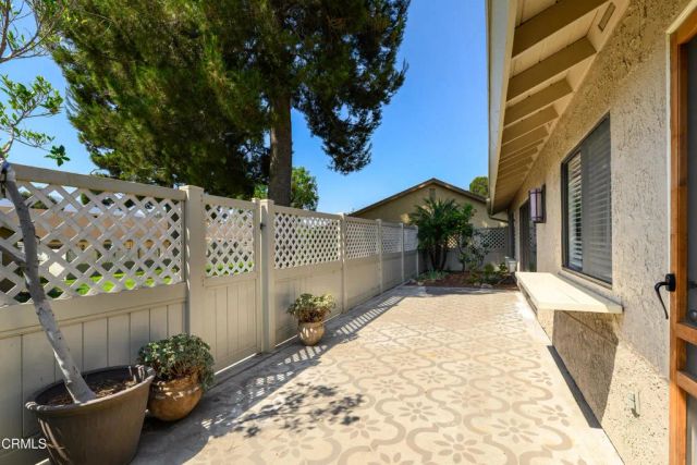 39032 Village 39, Camarillo, CA 93012