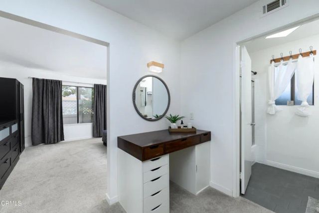 39032 Village 39, Camarillo, CA 93012