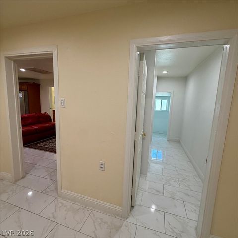 3240 West Arby Avenue, Las Vegas, NV 89118