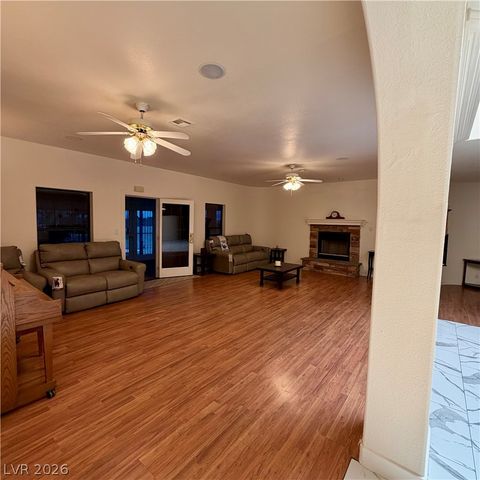 3240 West Arby Avenue, Las Vegas, NV 89118